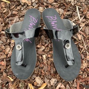 Firm Price Blowfish Sandals